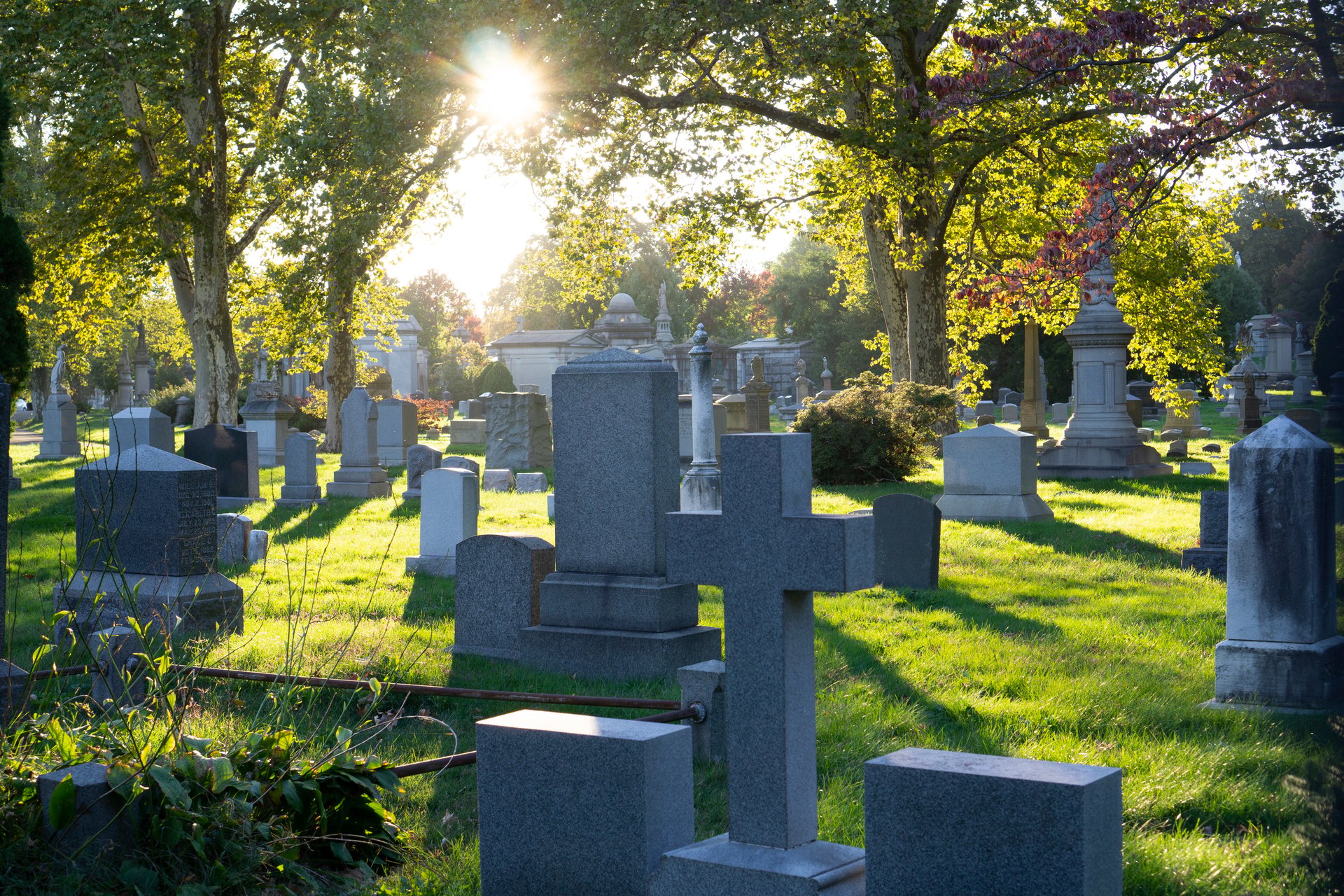 Coucher de soleil au cimetière